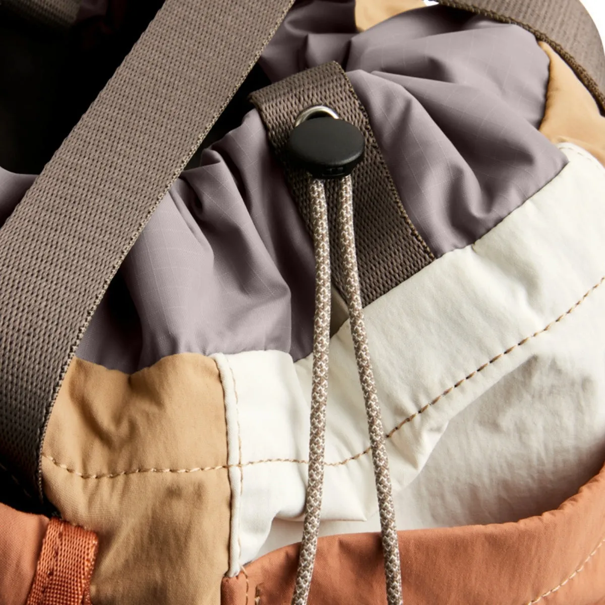 Bellroy Cinch Tote in Sand Dune