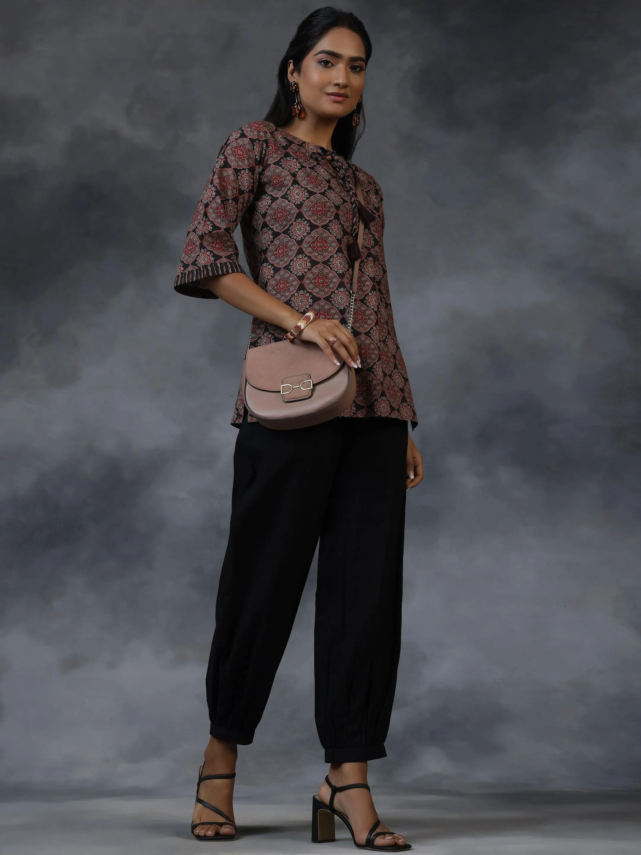 Black Printed Cotton Straight Kurti