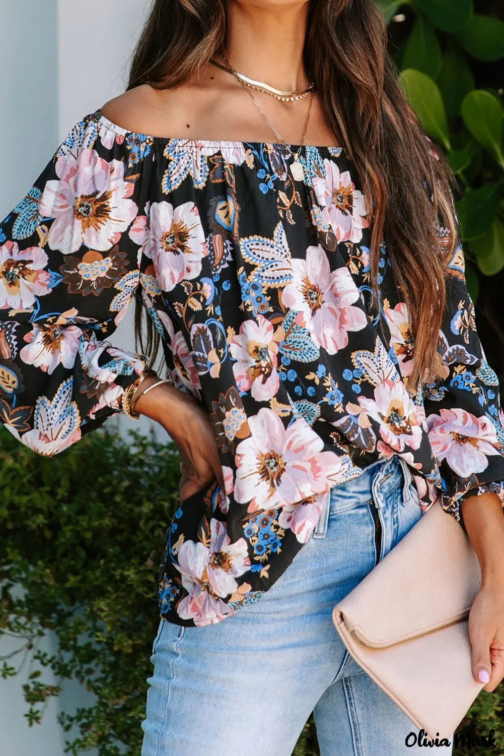 Deanwangkt - Black Floral Off Shoulder Blouse