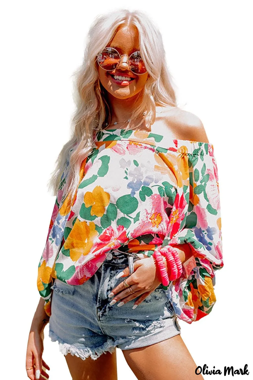 Deanwangkt - White off-the-shoulder top with watercolor flowers