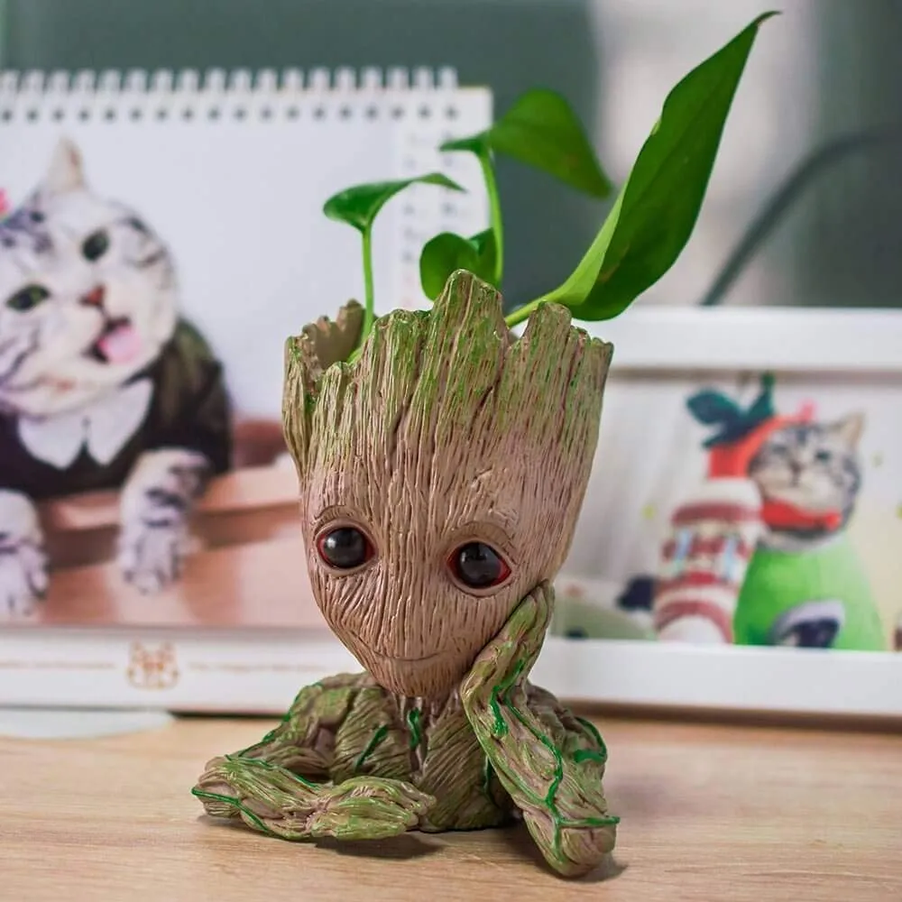 Iconic Pop Groot Desk Buddy