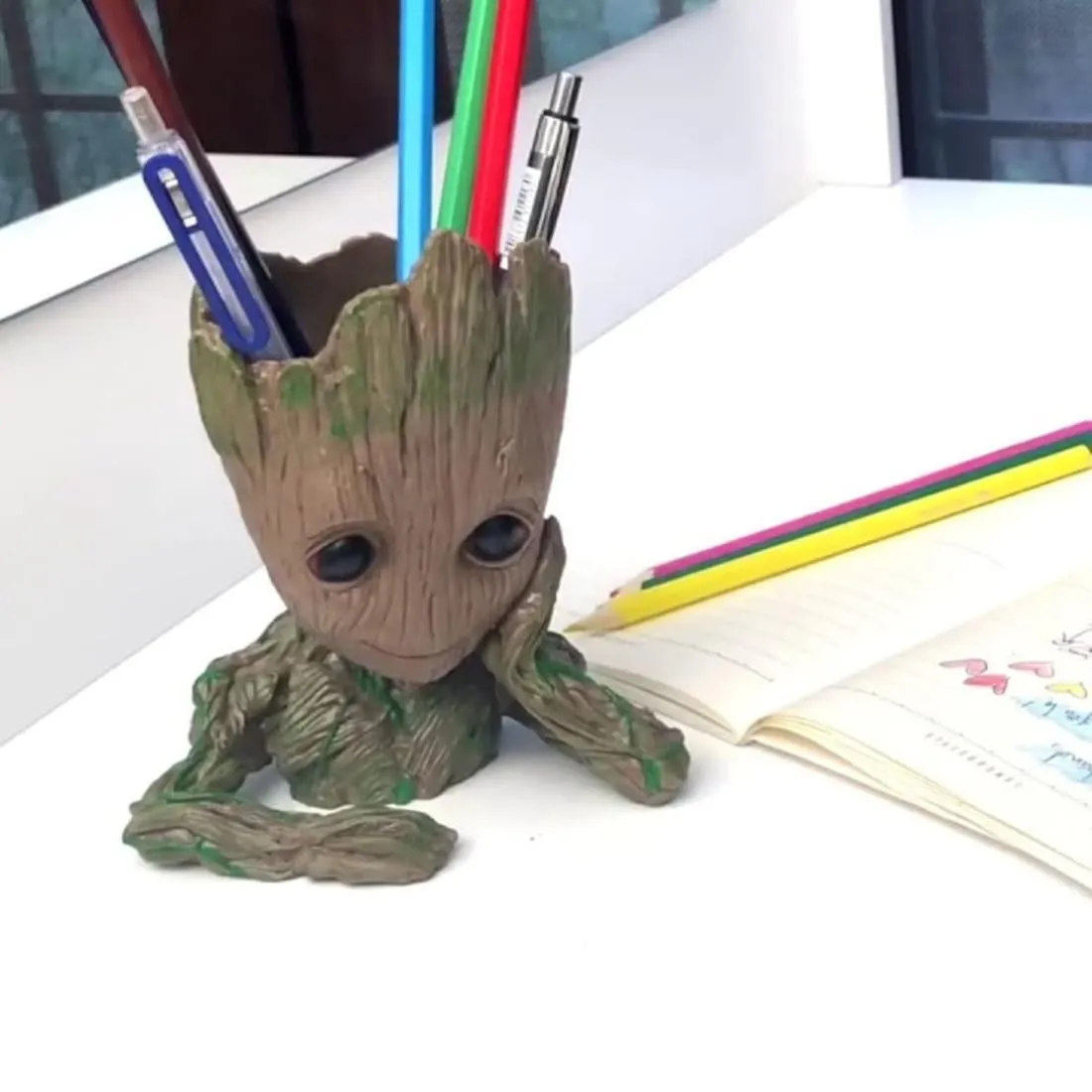 Iconic Pop Groot Desk Buddy